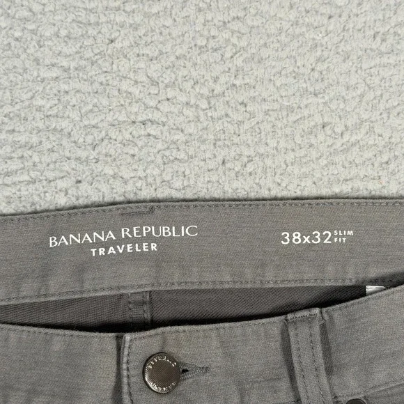 Banana Republic Jeans Mens 38x32 Gray Traveler Slim Fit Denim Stretch Casual - Picture 2 of 9